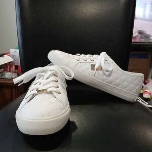 G by Guess Sneakers. GG Backer2. Women Sz 9M. Quilted Faux Leather Gold Accents.